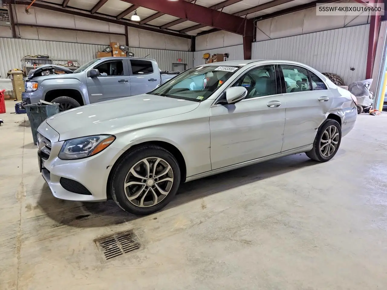 2016 Mercedes-Benz C 300 4Matic VIN: 55SWF4KBXGU169600 Lot: 61593566
