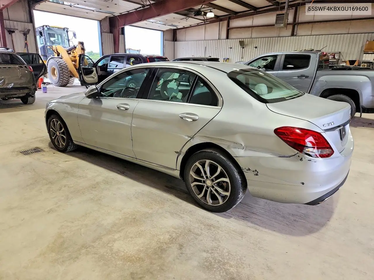 2016 Mercedes-Benz C 300 4Matic VIN: 55SWF4KBXGU169600 Lot: 61593566