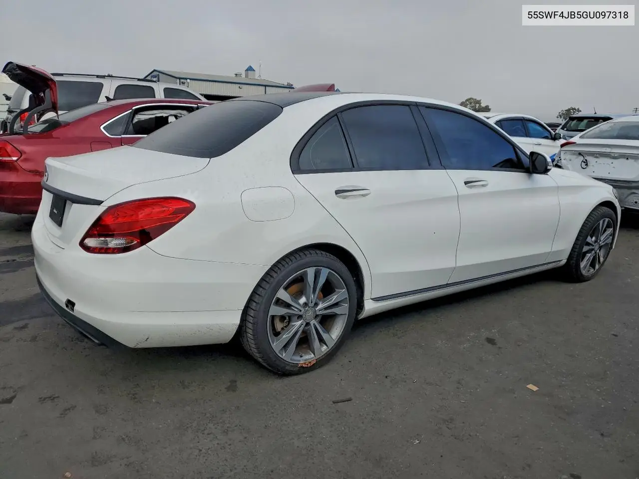 55SWF4JB5GU097318 2016 Mercedes-Benz C 300