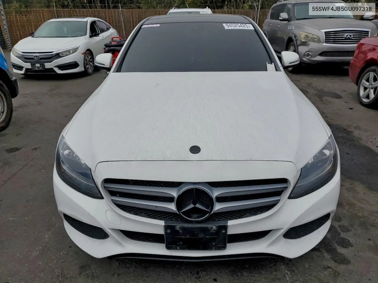 55SWF4JB5GU097318 2016 Mercedes-Benz C 300
