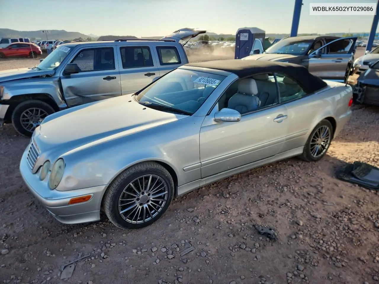 2000 Mercedes-Benz Clk 320 VIN: WDBLK65G2YT029086 Lot: 92126855