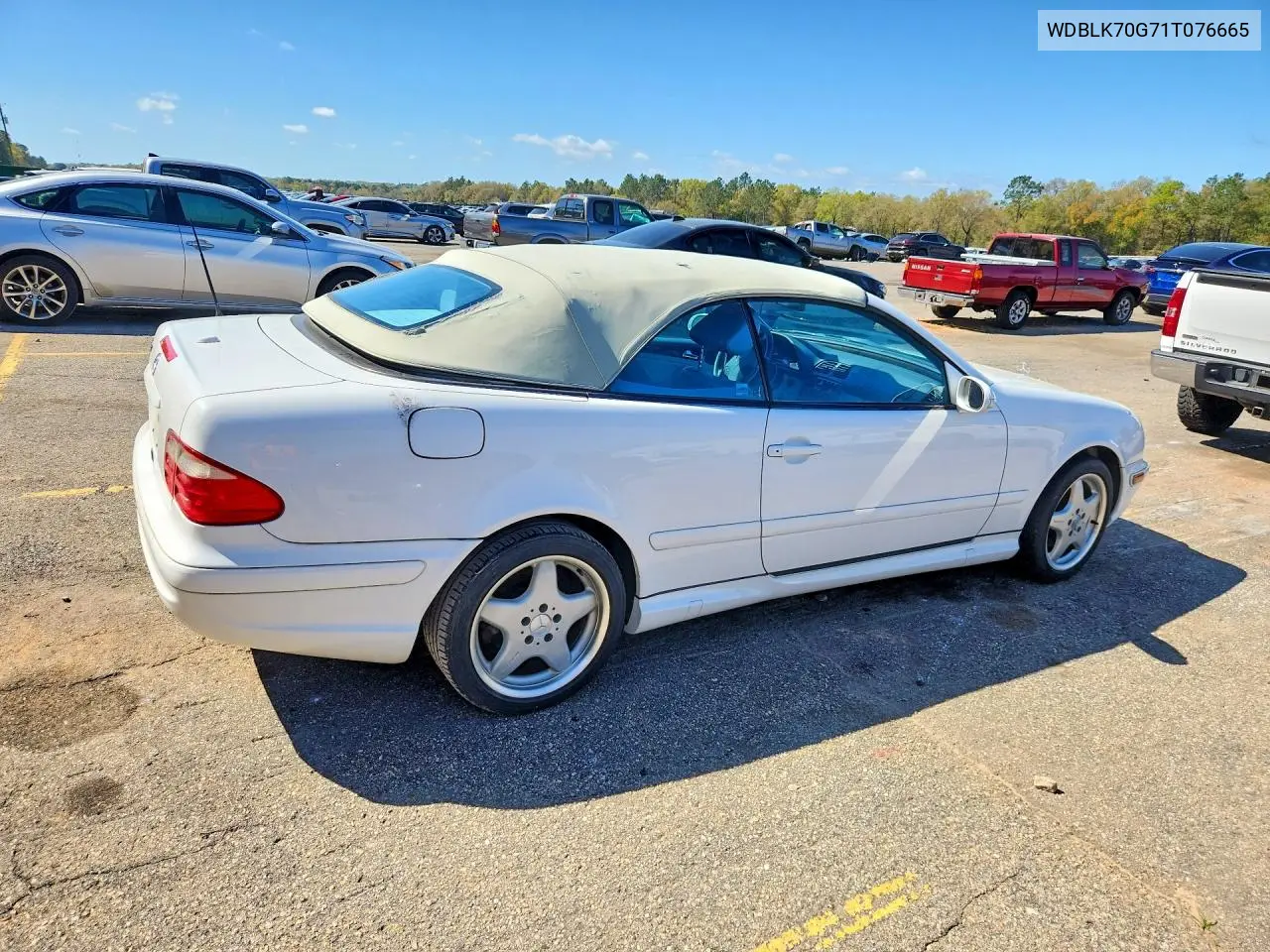 2001 Mercedes-Benz Clk 430 VIN: WDBLK70G71T076665 Lot: 47038366