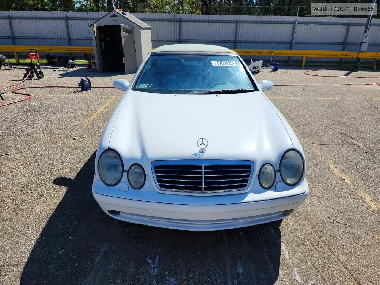 2001 Mercedes-Benz Clk 430 VIN: WDBLK70G71T076665 Lot: 47038366
