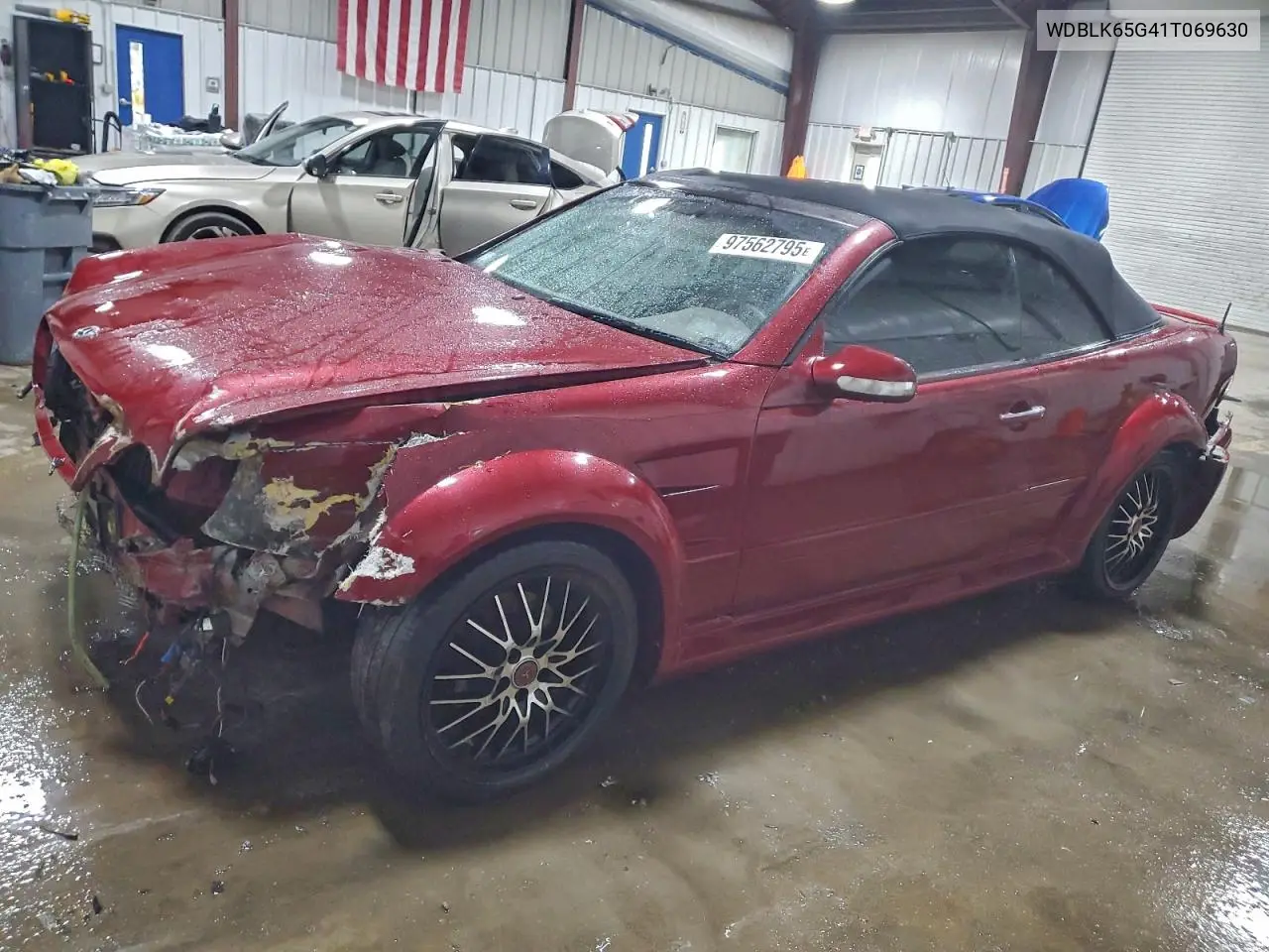 2001 Mercedes-Benz Clk 320 VIN: WDBLK65G41T069630 Lot: 97562795