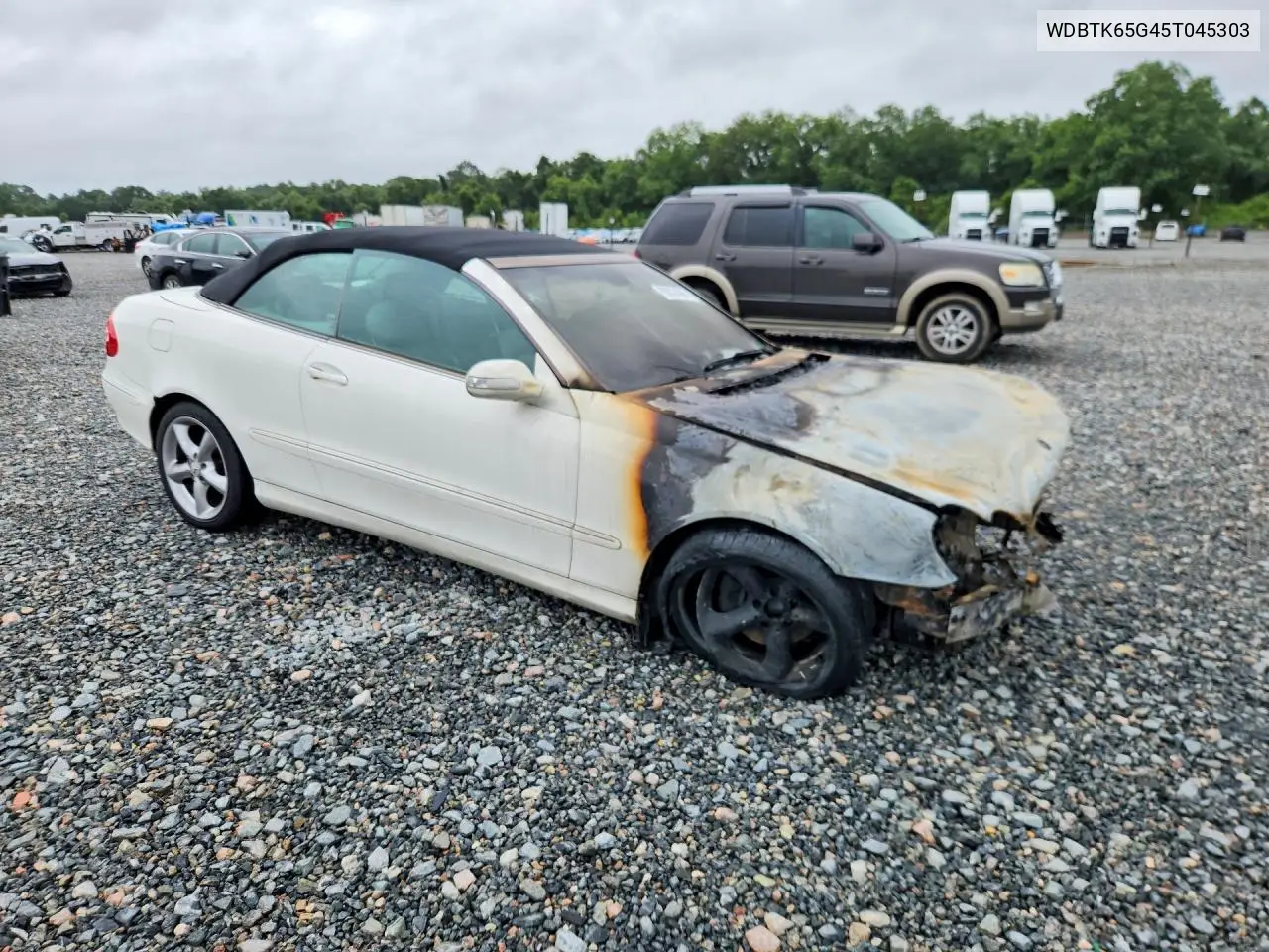 2005 Mercedes-Benz Clk 320 VIN: WDBTK65G45T045303 Lot: 58024086