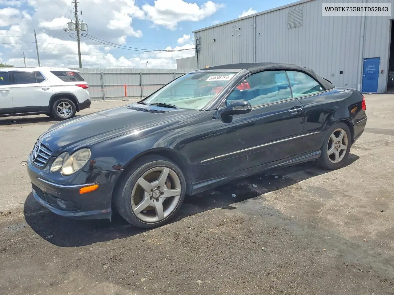 2005 Mercedes-Benz Clk 500 VIN: WDBTK75G85T052843 Lot: 60896786