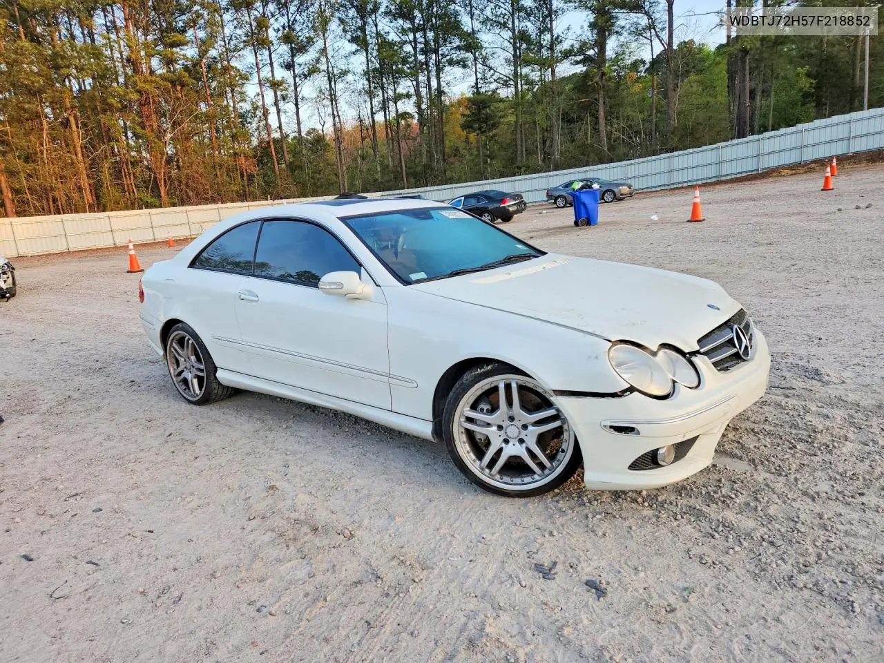 2007 Mercedes-Benz Clk 550 VIN: WDBTJ72H57F218852 Lot: 48096756