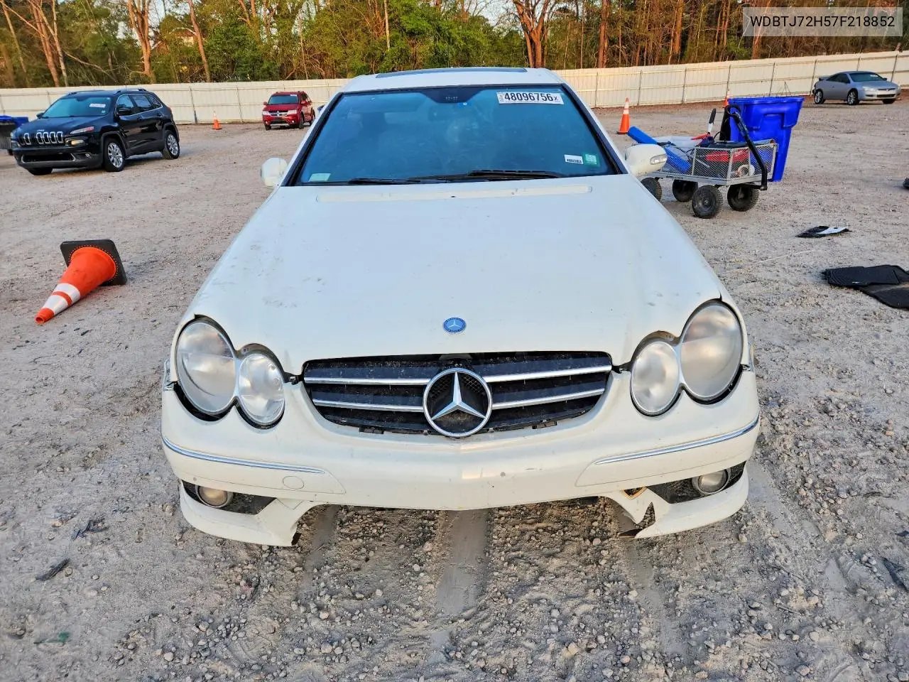 2007 Mercedes-Benz Clk 550 VIN: WDBTJ72H57F218852 Lot: 48096756