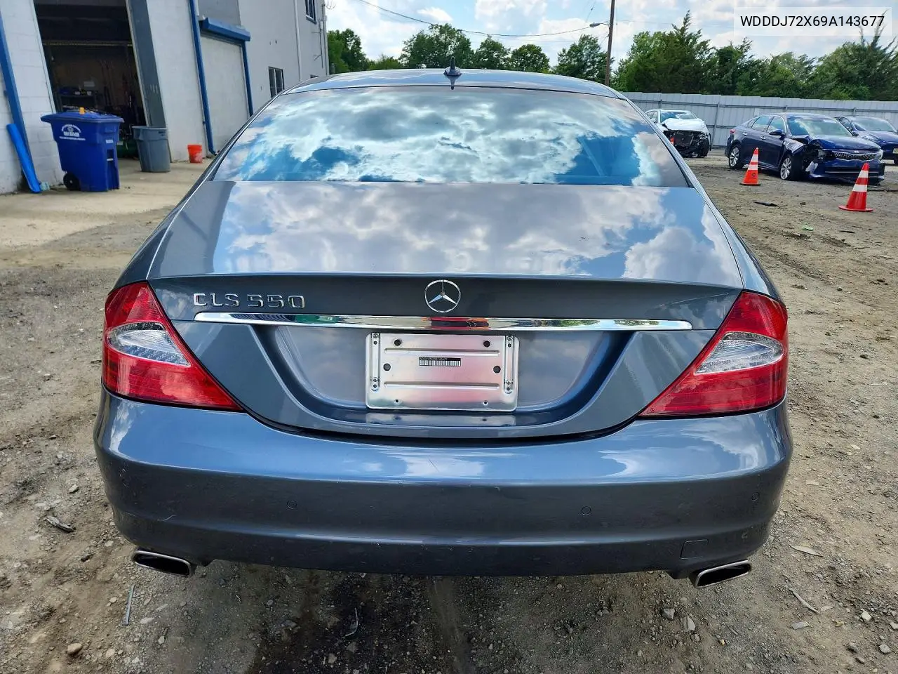 2009 Mercedes-Benz Cls 550 VIN: WDDDJ72X69A143677 Lot: 58472196