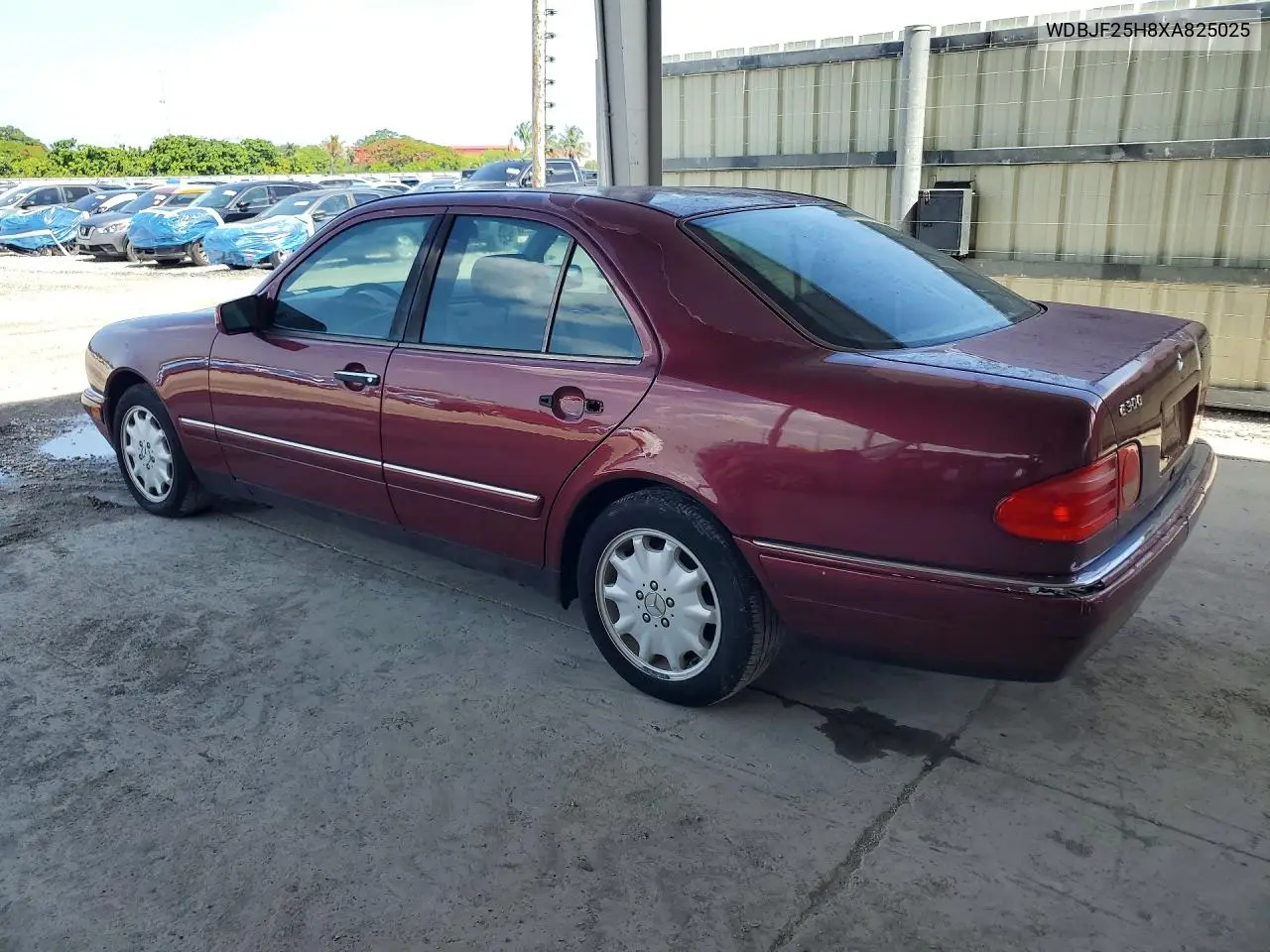 1999 Mercedes-Benz E 300Td VIN: WDBJF25H8XA825025 Lot: 55904366