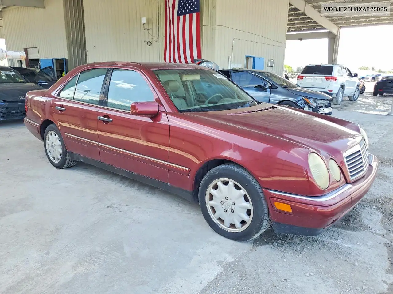 1999 Mercedes-Benz E 300Td VIN: WDBJF25H8XA825025 Lot: 55904366