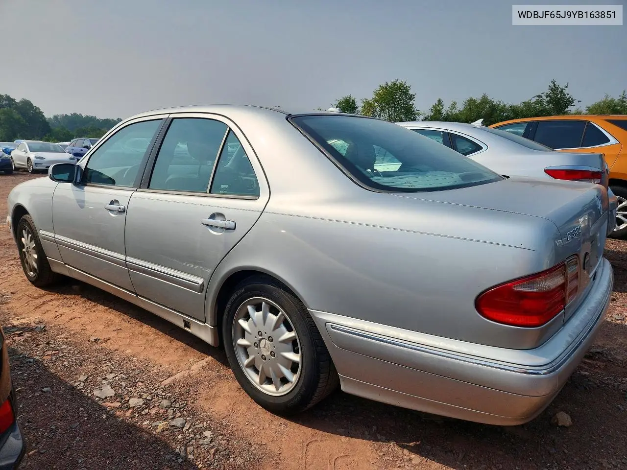 2000 Mercedes-Benz E 320 VIN: WDBJF65J9YB163851 Lot: 61363106
