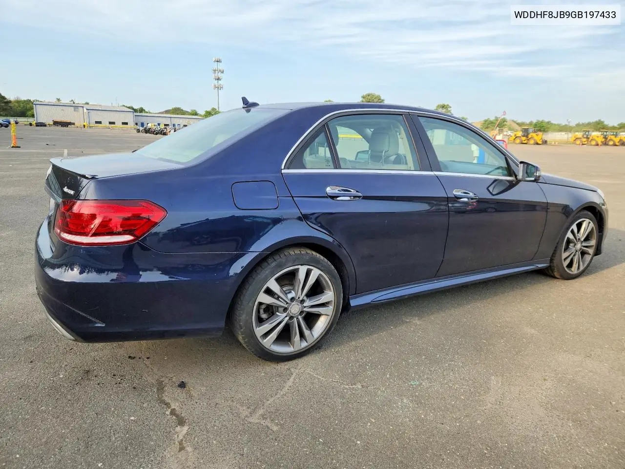 2016 Mercedes-Benz E 350 4Matic VIN: WDDHF8JB9GB197433 Lot: 60219846