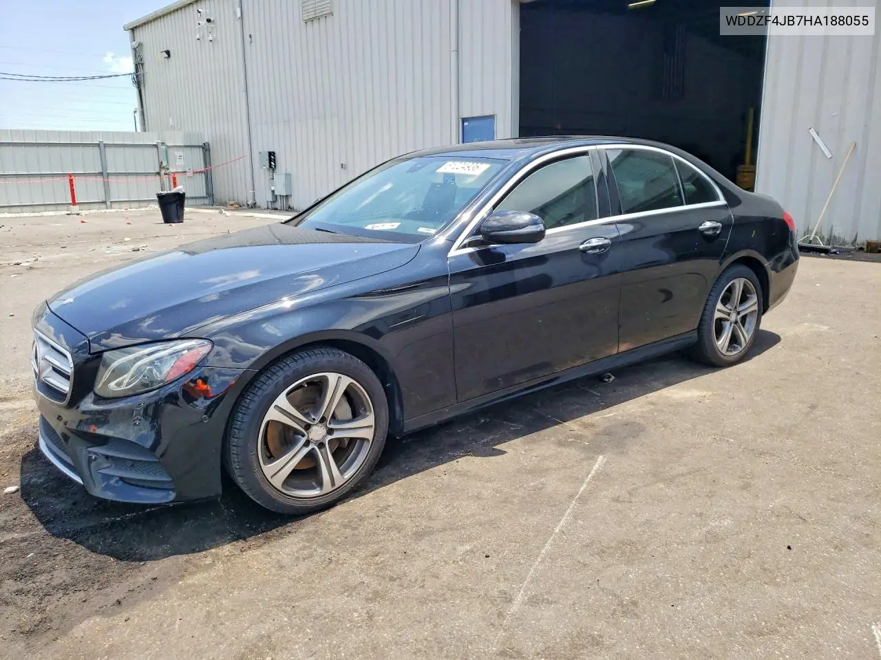 2017 Mercedes-Benz E 300 VIN: WDDZF4JB7HA188055 Lot: 61024936