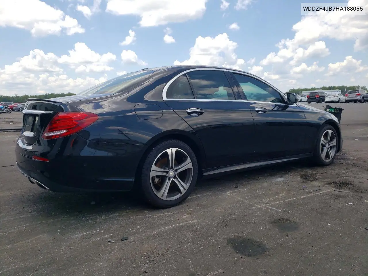 2017 Mercedes-Benz E 300 VIN: WDDZF4JB7HA188055 Lot: 61024936