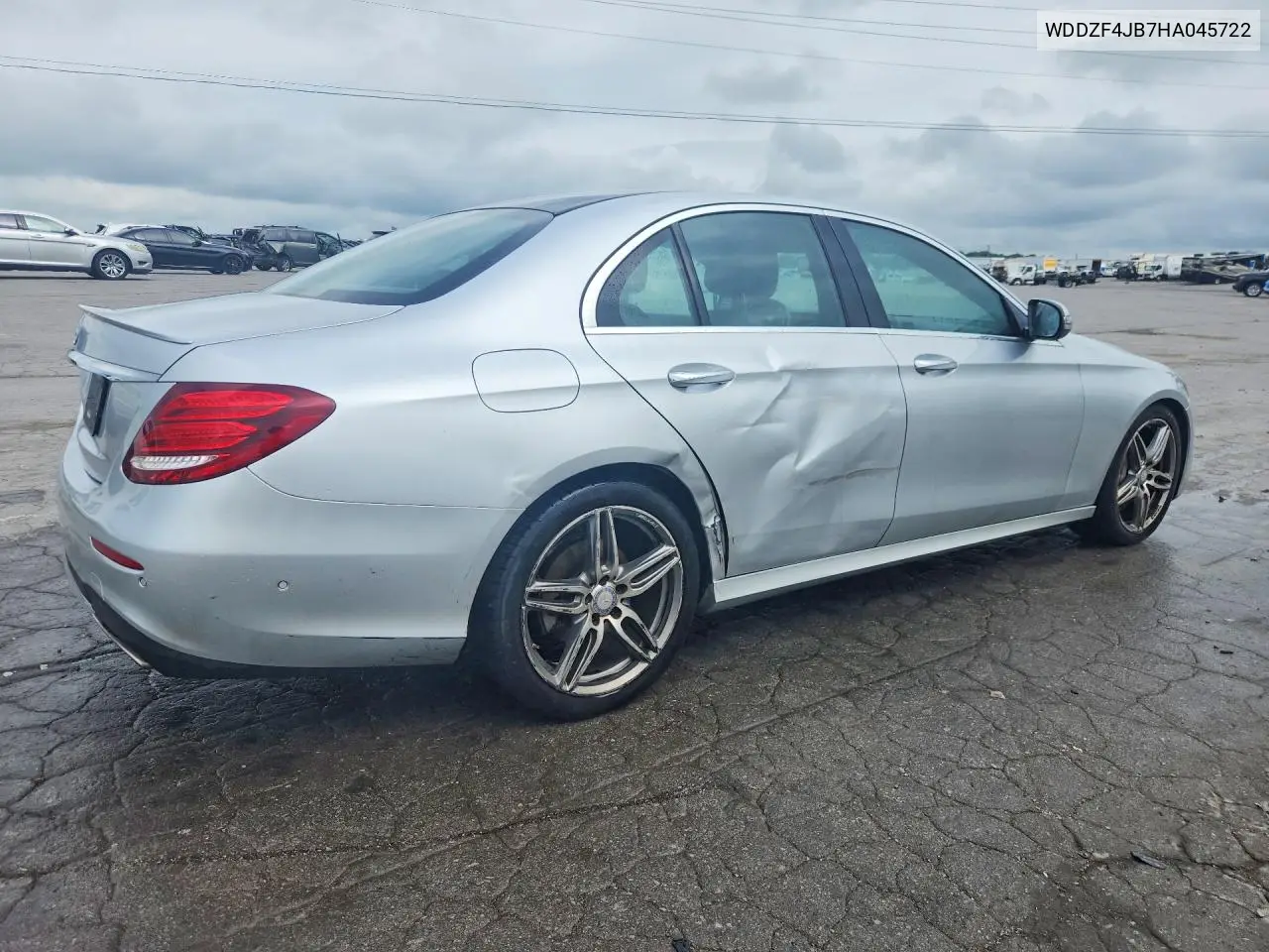 2017 Mercedes-Benz E 300 VIN: WDDZF4JB7HA045722 Lot: 61817736
