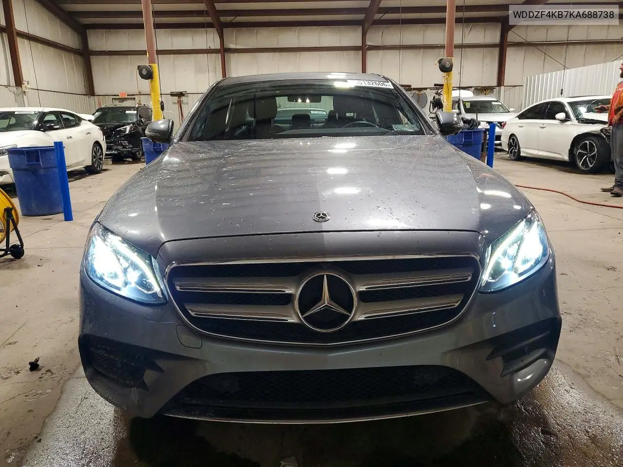 2019 Mercedes-Benz E 300 4Matic VIN: WDDZF4KB7KA688738 Lot: 60132606