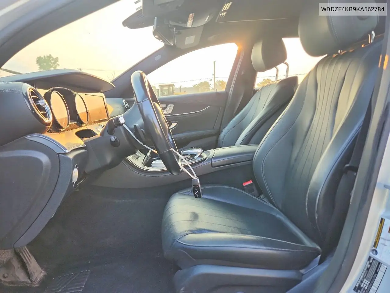 2019 Mercedes-Benz E 300 4Matic VIN: WDDZF4KB9KA562784 Lot: 61331016