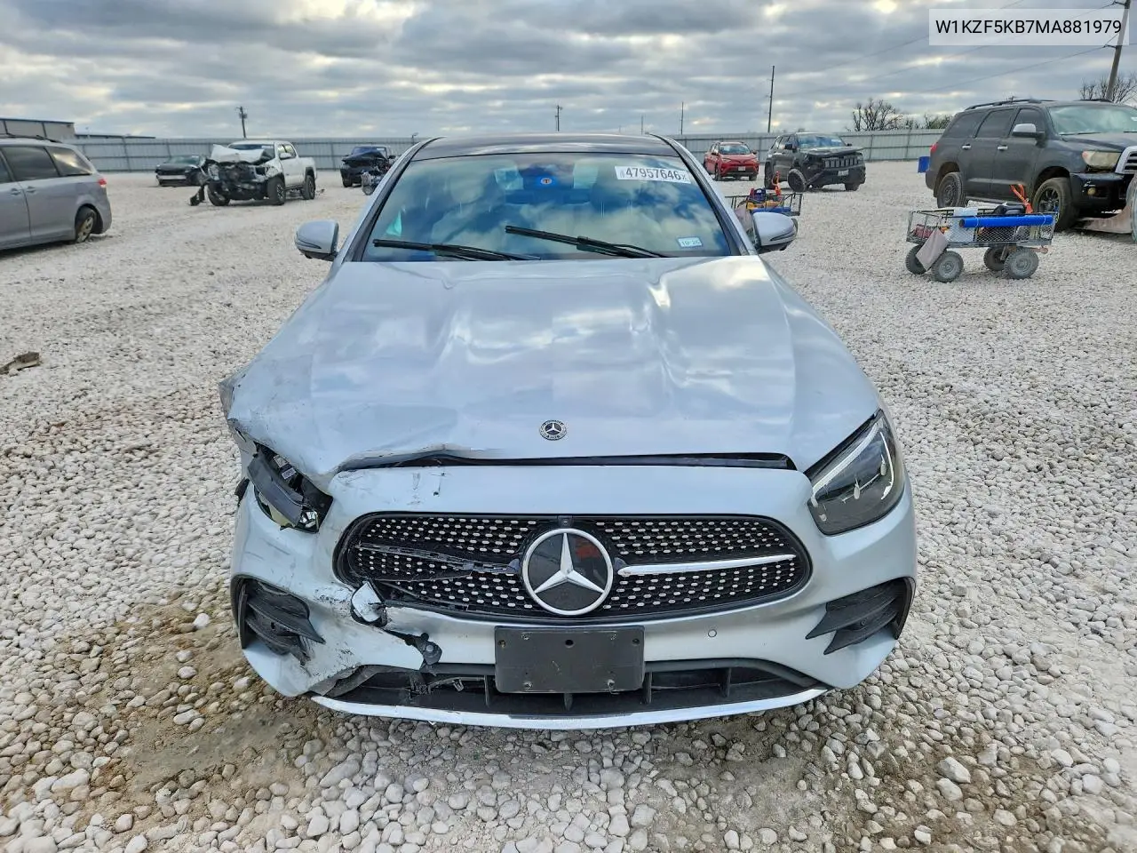 V (W213, S213, C238)