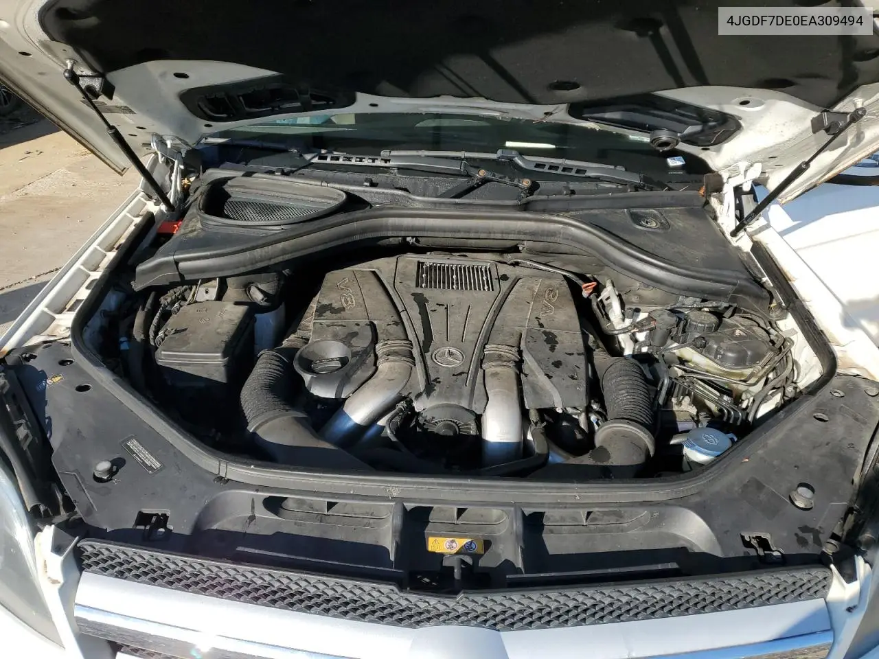 4JGDF7DE0EA309494 2014 Mercedes-Benz Gl 550 4Matic