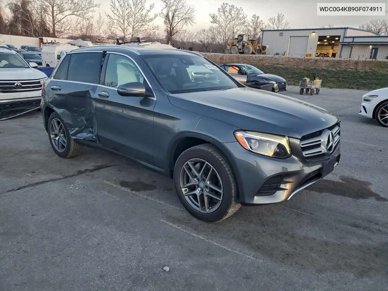 WDC0G4KB9GF074911 2016 Mercedes-Benz Glc 300 4Matic
