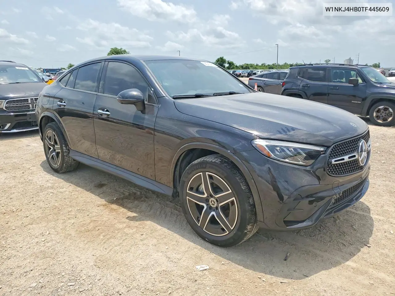 2026 Mercedes-Benz Glc Coupe 300 4Matic VIN: W1NKJ4HB0TF445609 Lot: 58043466