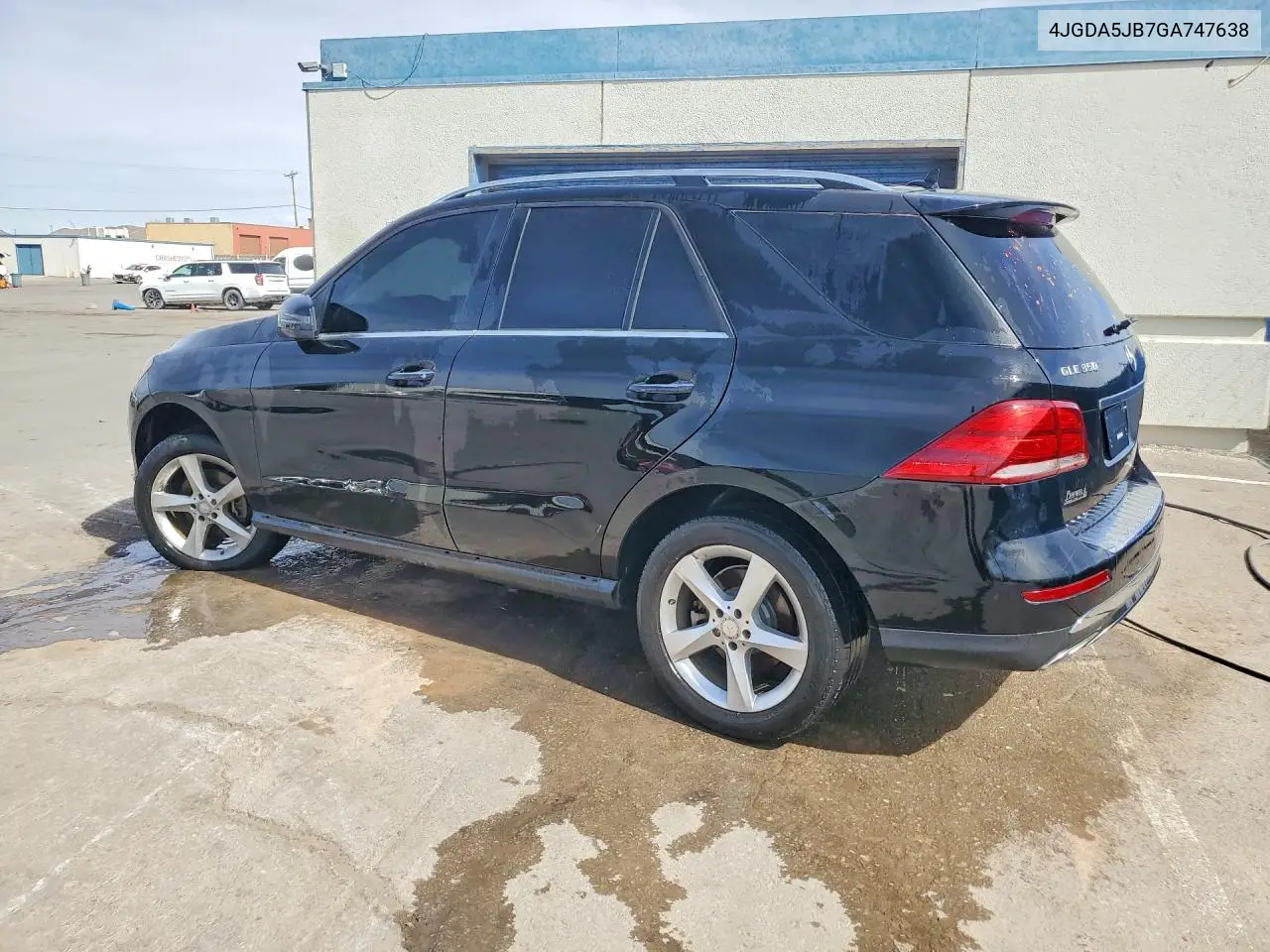 GLE