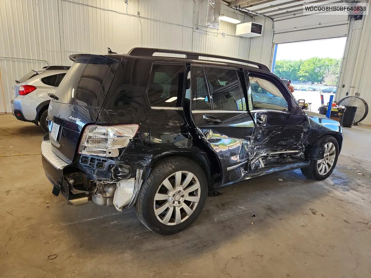 2011 Mercedes-Benz Glk 350 4Matic VIN: WDCGG8HB0BF640833 Lot: 56330386