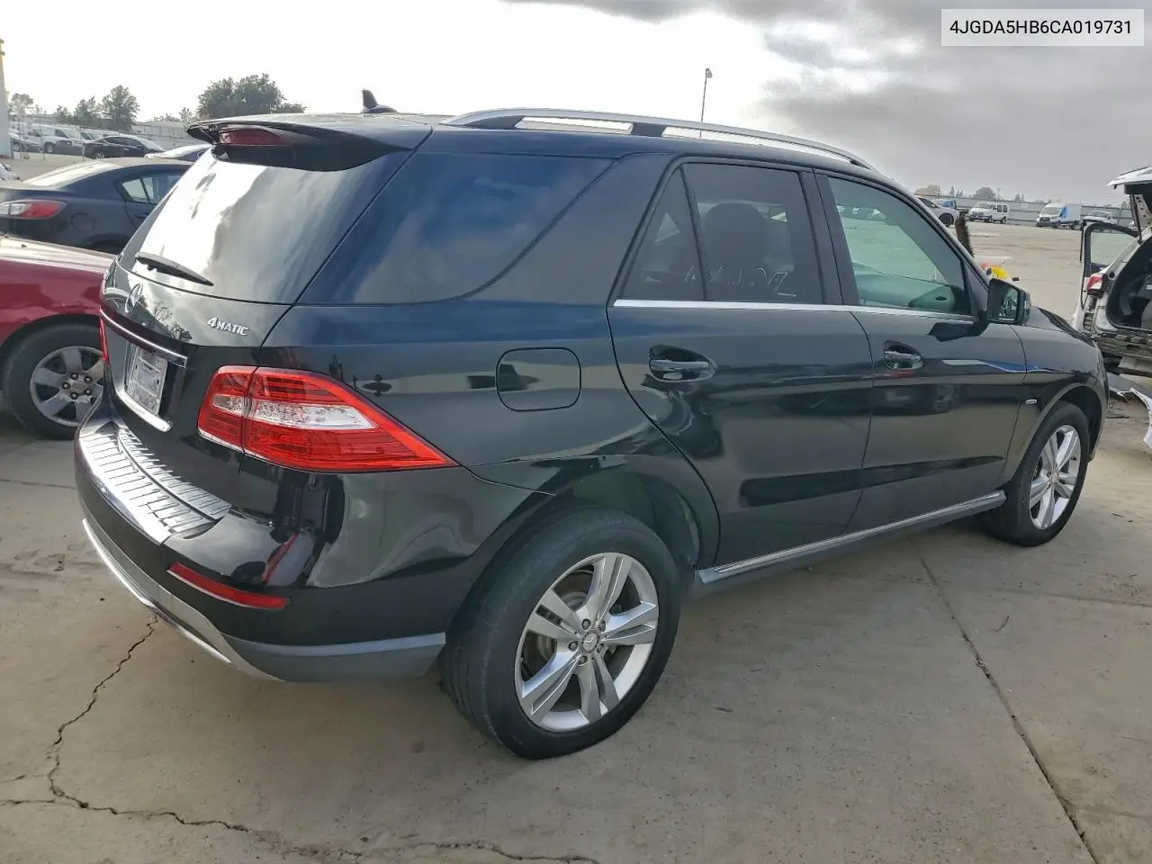 4JGDA5HB6CA019731 2012 Mercedes-Benz Ml 350 4Matic