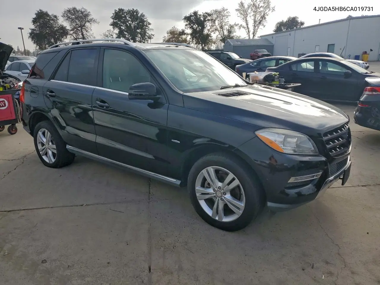 4JGDA5HB6CA019731 2012 Mercedes-Benz Ml 350 4Matic