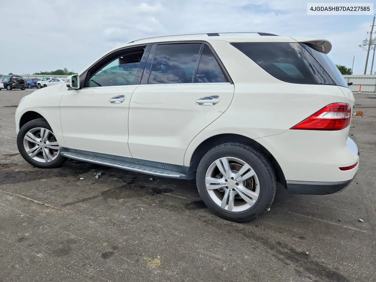 2013 Mercedes-Benz Ml 350 4Matic VIN: 4JGDA5HB7DA227585 Lot: 60229346