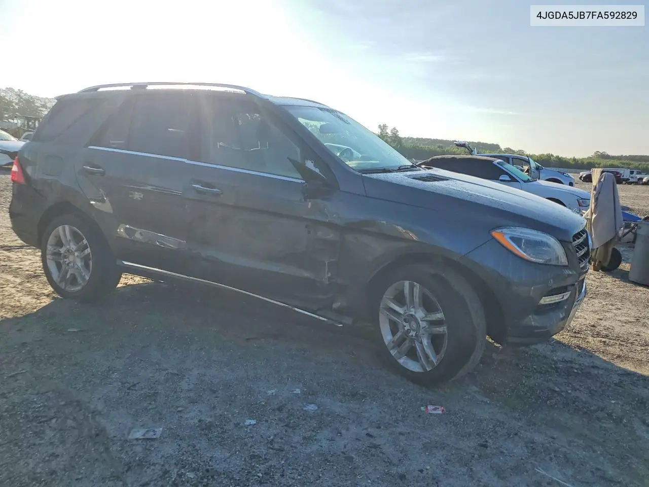 2015 Mercedes-Benz Ml 350 VIN: 4JGDA5JB7FA592829 Lot: 60222896
