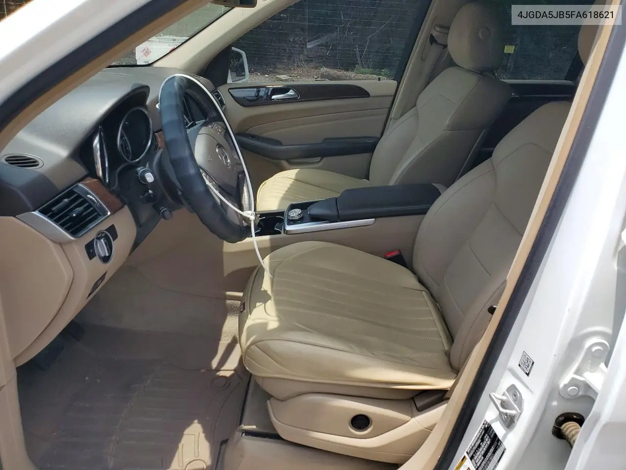 2015 Mercedes-Benz Ml 350 VIN: 4JGDA5JB5FA618621 Lot: 60647516