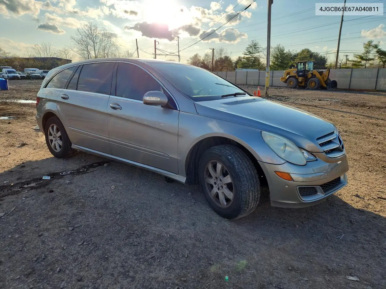 2007 Mercedes-Benz R 350 VIN: 4JGCB65E67A040811 Lot: 49073426