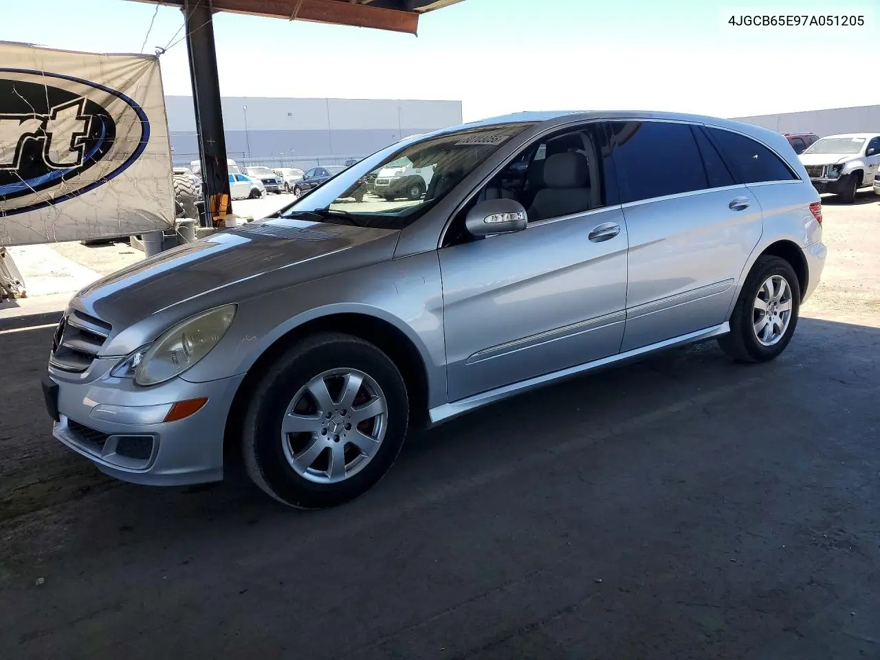 2007 Mercedes-Benz R 350 VIN: 4JGCB65E97A051205 Lot: 60703056