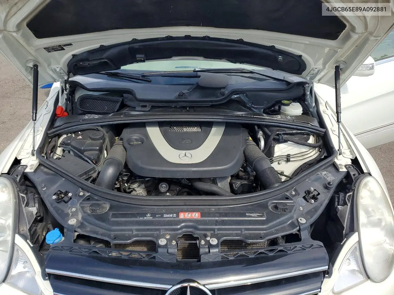 2009 Mercedes-Benz R 350 4Matic VIN: 4JGCB65E89A092881 Lot: 55102236