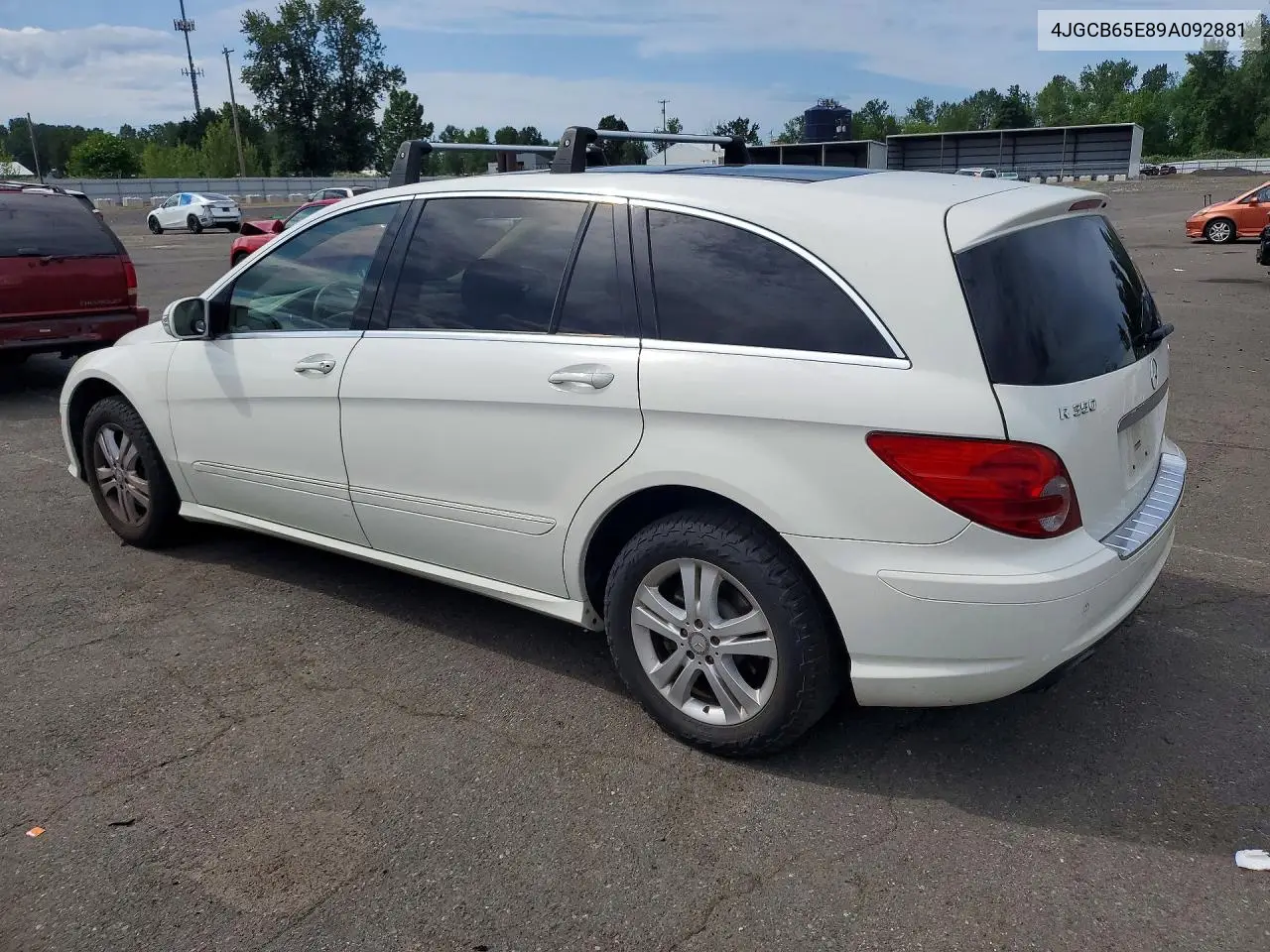 2009 Mercedes-Benz R 350 4Matic VIN: 4JGCB65E89A092881 Lot: 55102236