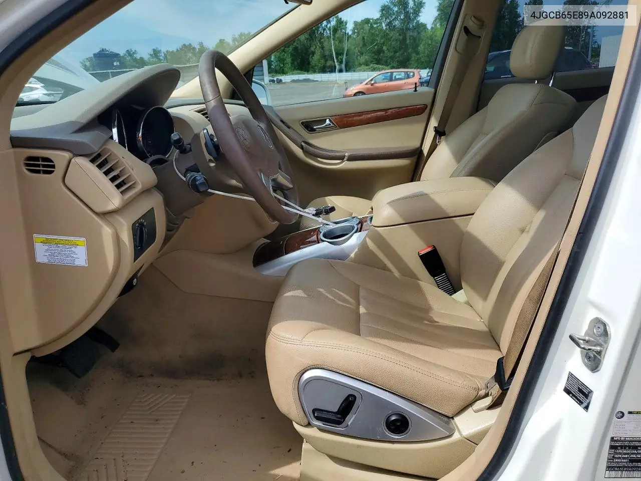 2009 Mercedes-Benz R 350 4Matic VIN: 4JGCB65E89A092881 Lot: 55102236