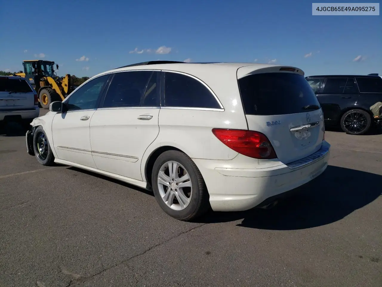 2009 Mercedes-Benz R 350 4Matic VIN: 4JGCB65E49A095275 Lot: 56028136