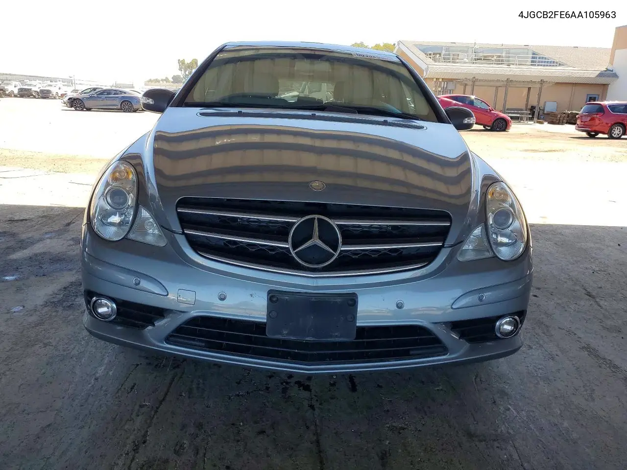 2010 Mercedes-Benz R 350 Bluetec VIN: 4JGCB2FE6AA105963 Lot: 60932956