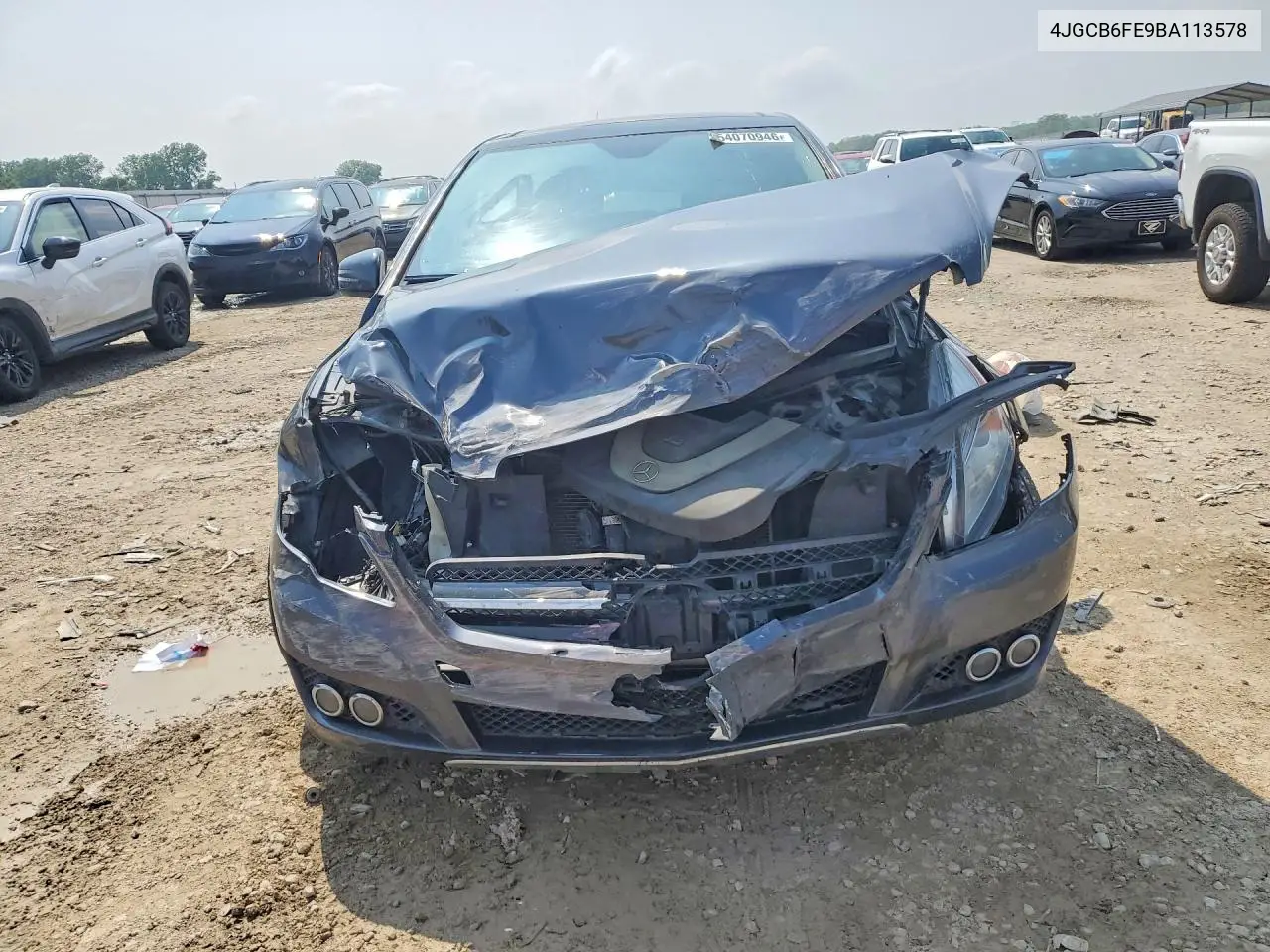 2011 Mercedes-Benz R 350 4Matic VIN: 4JGCB6FE9BA113578 Lot: 54070946