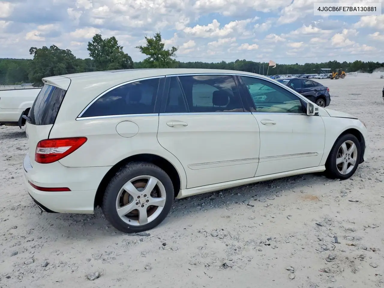 2011 Mercedes-Benz R 350 4Matic VIN: 4JGCB6FE7BA130881 Lot: 59741956