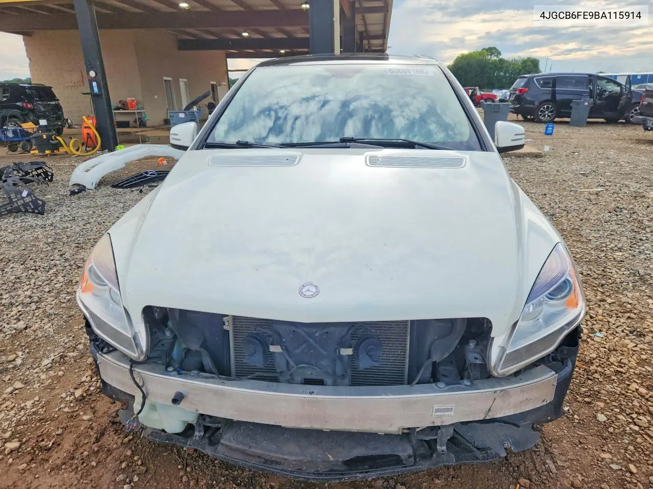 2011 Mercedes-Benz R 350 4Matic VIN: 4JGCB6FE9BA115914 Lot: 60668106