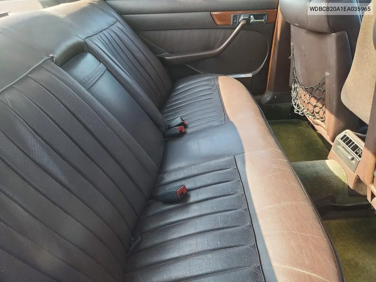 1984 Mercedes-Benz 300 Sd VIN: WDBCB20A1EA035965 Lot: 58937776