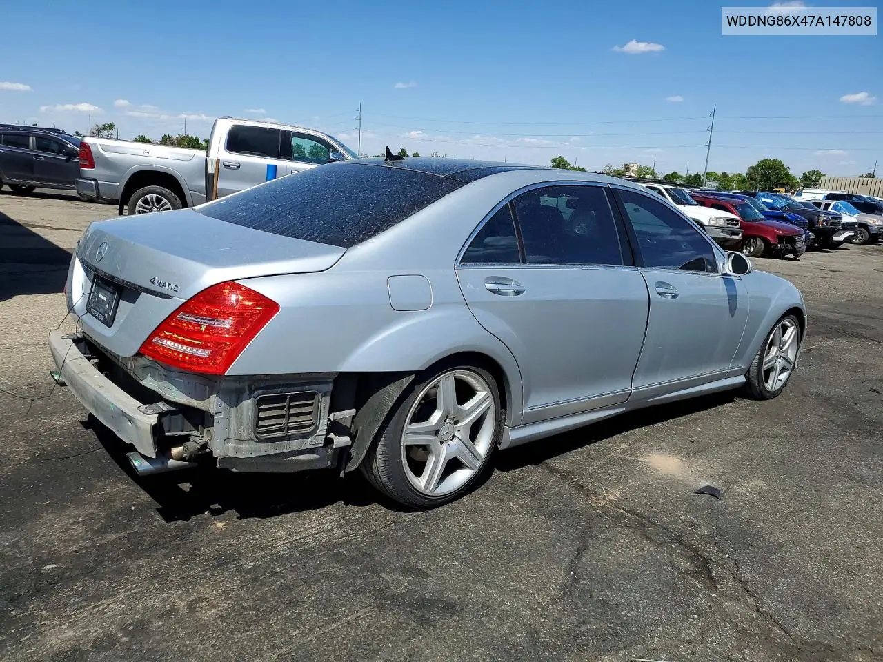 V (W221)