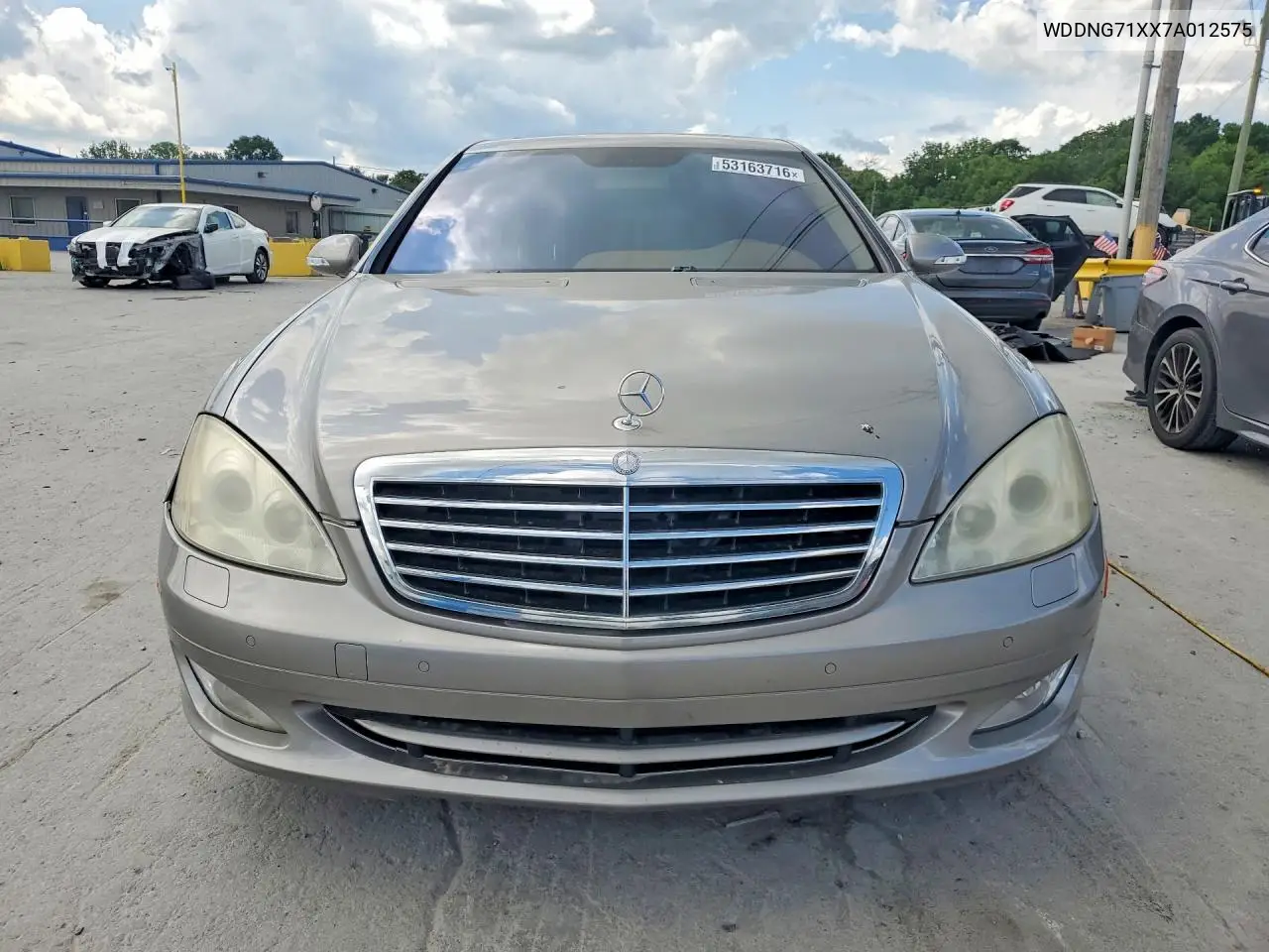 V (W221)
