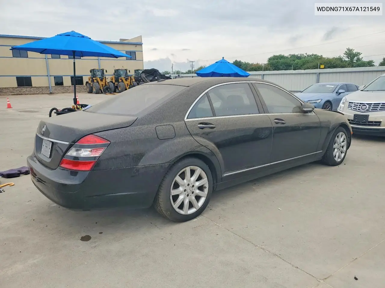 V (W221)