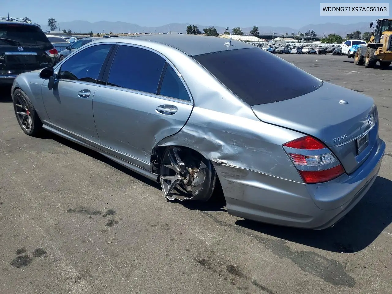 V (W221)