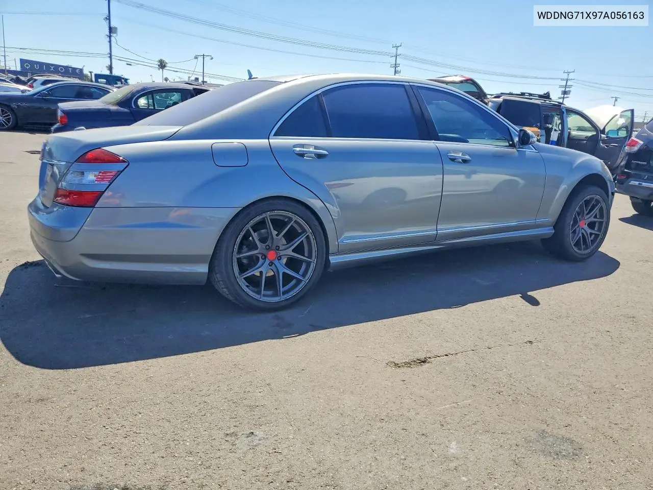 V (W221)