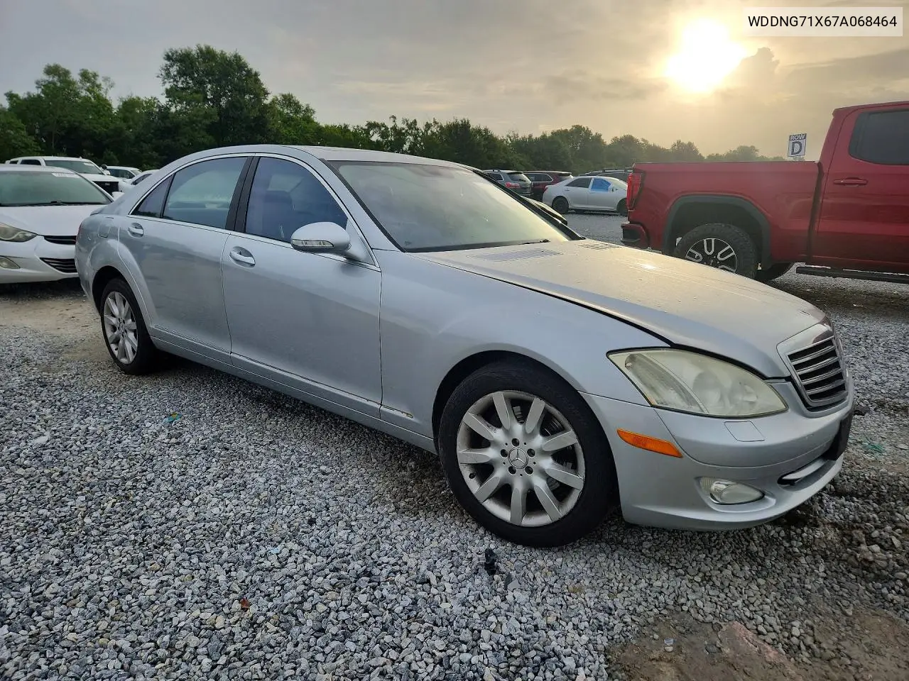 V (W221)